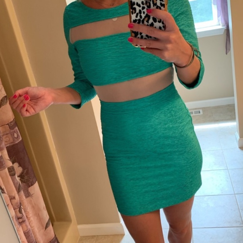 Sea green quarter sleeve mini dress